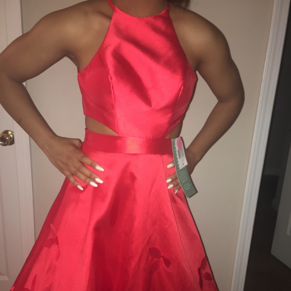 Red Prom Dress - Picture 6 of 8